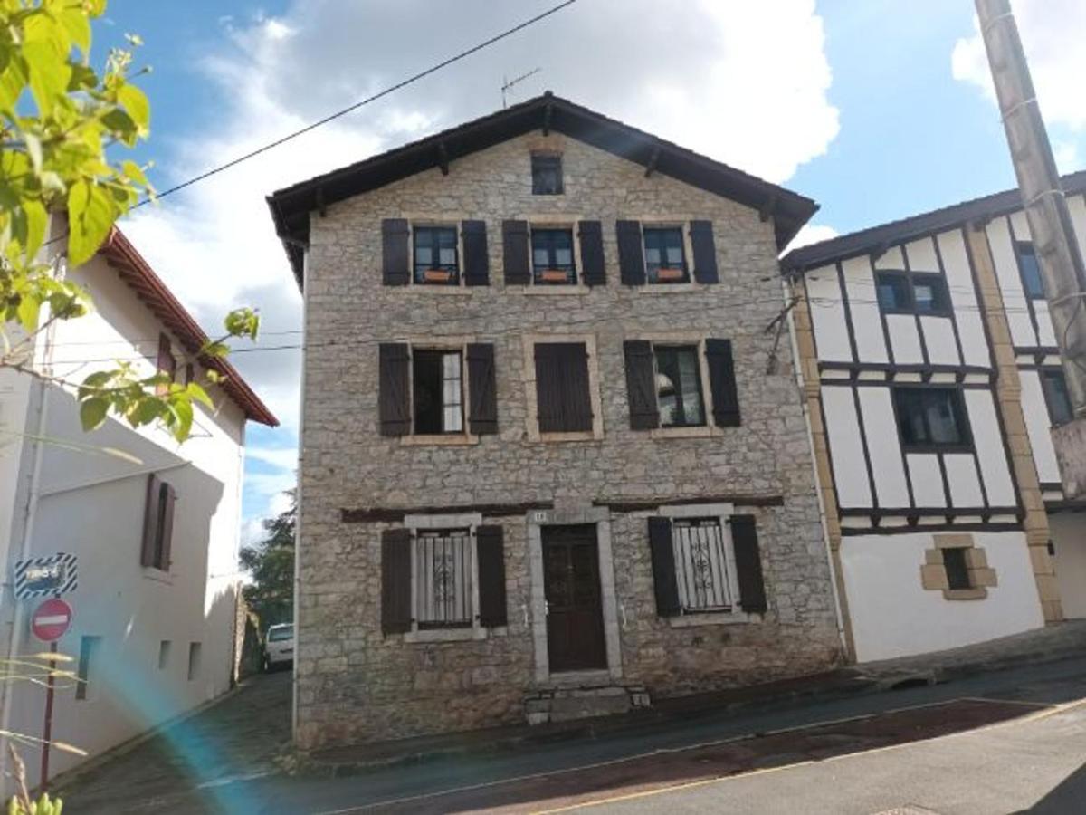 Appartement T2 Renove, Centre-Ville Hendaye, Proche Baie, Sans Ascenseur, Balcon, Calme, Wifi Non Inclus - Fr-1-239-850 Exterior photo